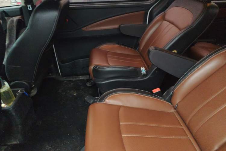 Used FORTHING F600 2016 F600L 1.5T Luxury Model Left Rear Seat