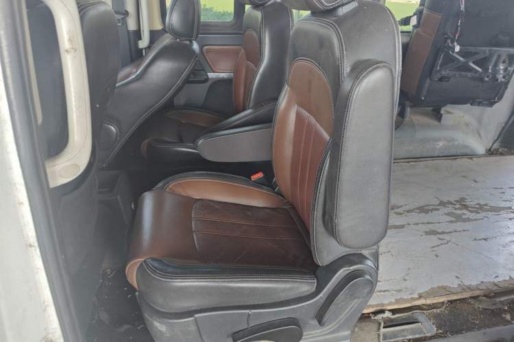 Used FORTHING F600 2016 F600L 1.5T Luxury Model Left Rear Seat