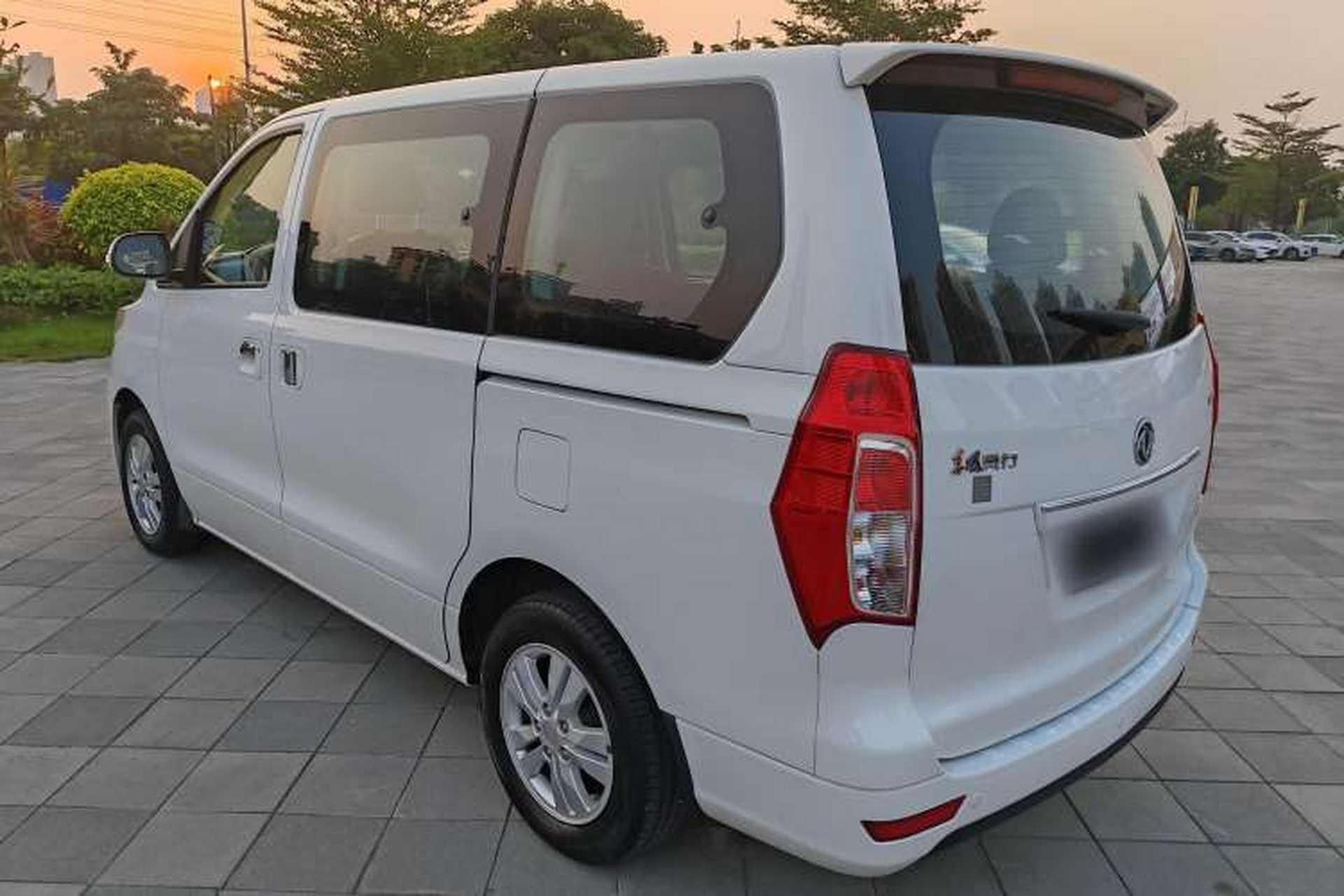 Used FORTHING F600 2016 F600 1.5T Luxury Edition Left Side