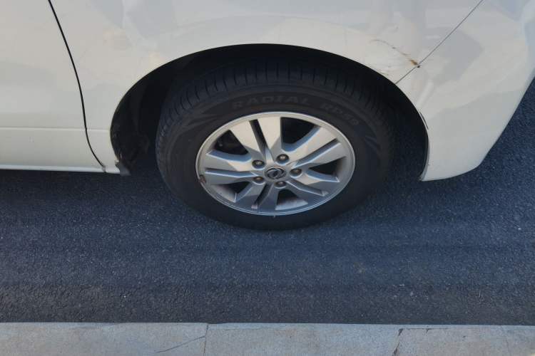 Used FORTHING F600 2016 F600L 1.5T Luxury Model Right Front Wheel Hub
