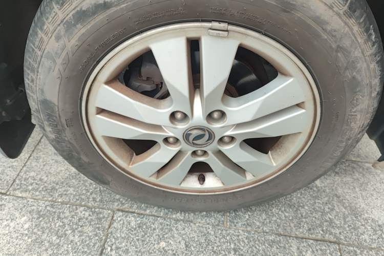 Used FORTHING F600 2016 F600L 2.0L Deluxe Model Right Front Wheel Hub
