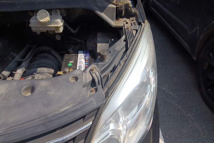 Used FORTHING F600 2018 F600L 2.0L Comfort Model Engine Bay Left
