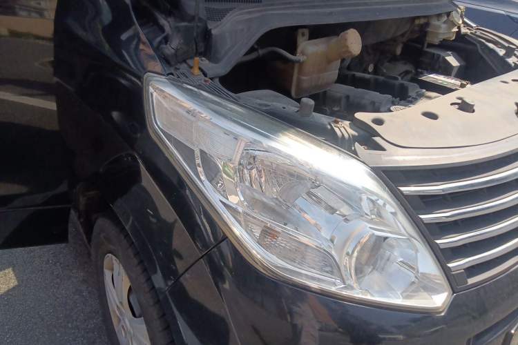 Used FORTHING F600 2018 F600L 2.0L Comfort Model Right Front Headlight