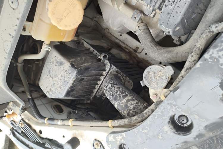 Used FORTHING F600 2018 F600L 2.0L Comfort Model Engine Bay Left