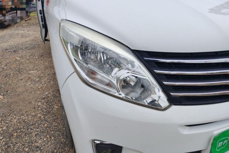 Used FORTHING F600 2019 F600L 2.0L Luxury 7-Seater Right Front Headlight