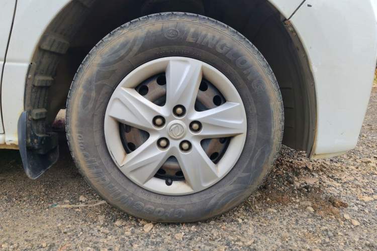 Used FORTHING F600 2019 F600L 2.0L Luxury 7-Seater Right Front Wheel Hub