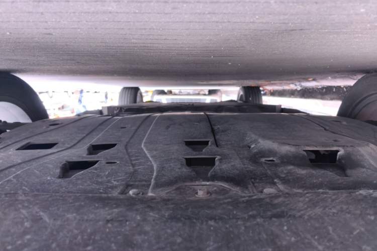 Used FORTHING Friday 2023 430 Elite Chassis Front