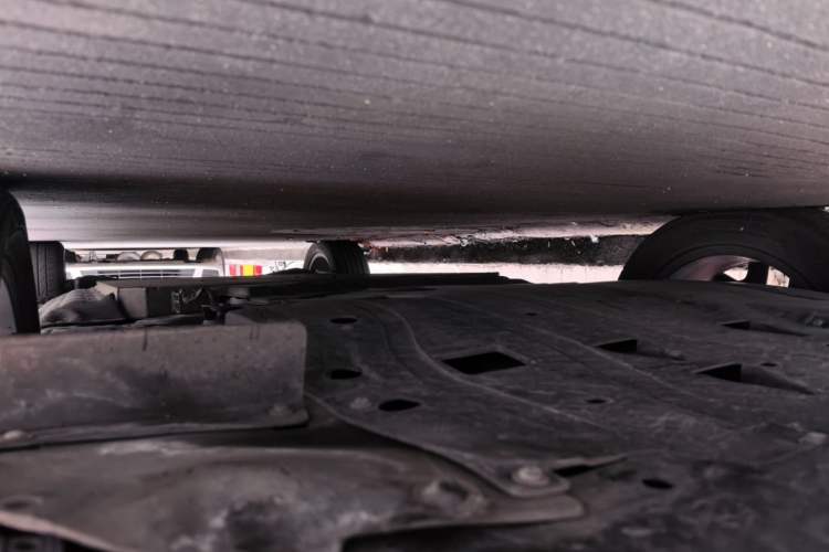 Used FORTHING Friday 2023 430 Elite Chassis Front Left