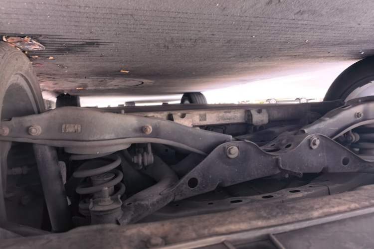 Used FORTHING Friday 2023 430 Elite Chassis Rear Right