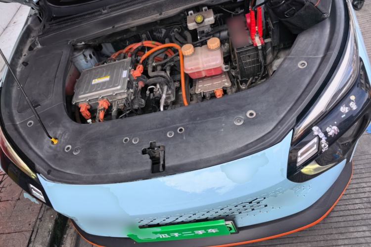 Used FORTHING Friday 2023 430 Elite Engine Bay