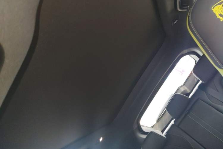 Used FORTHING Friday 2023 630 Ultra Headliner