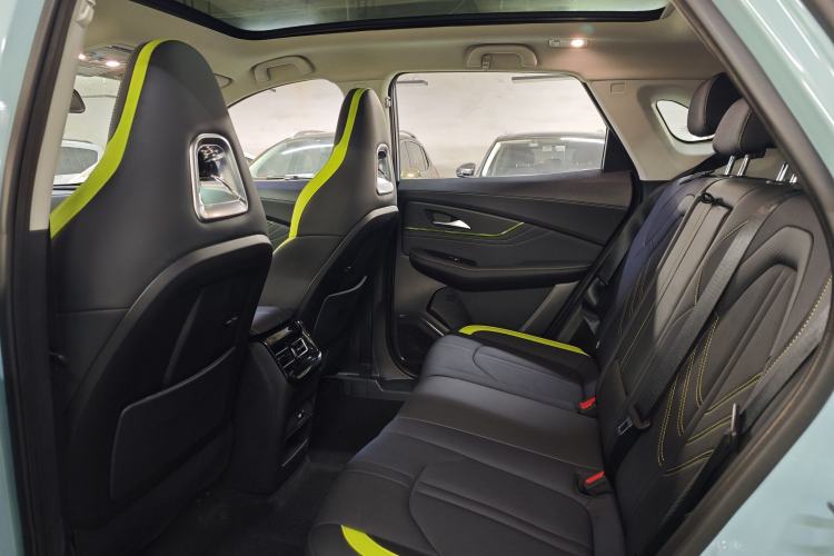 Used FORTHING Friday 2023 430 Elite Interior 2
