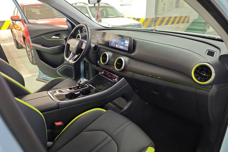 Used FORTHING Friday 2023 430 Elite Interior 4