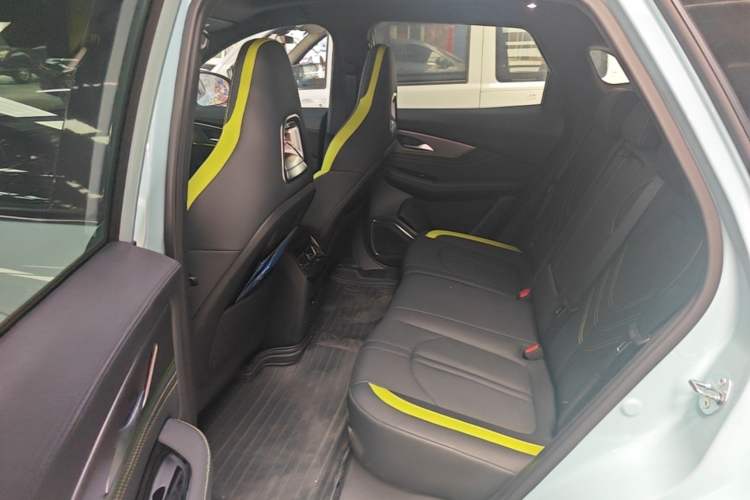 Used FORTHING Friday 2023 630 Ultra Left Rear Seat