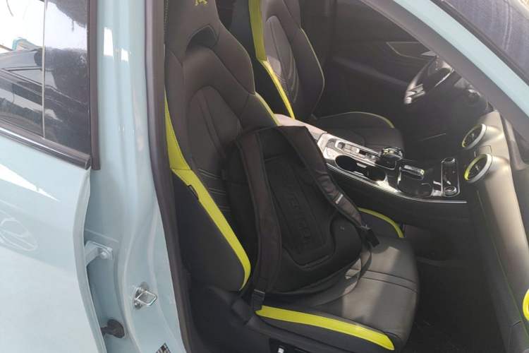 Used FORTHING Friday 2023 630 Ultra Right Front Seat