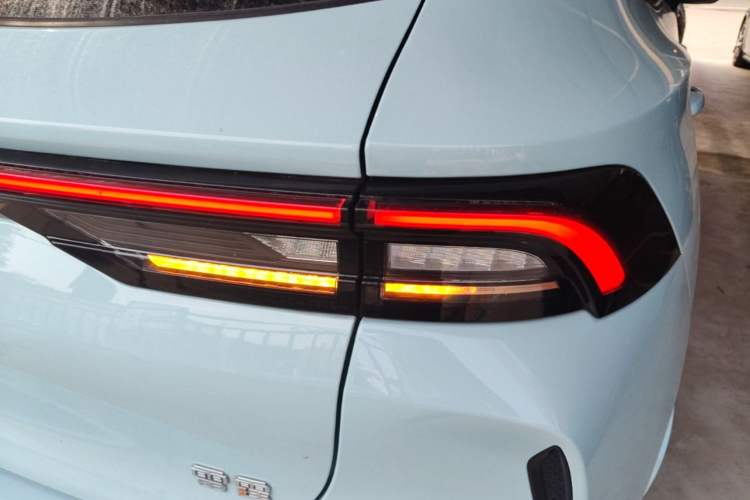 Used FORTHING Friday 2023 630 Ultra Right Rear Taillight