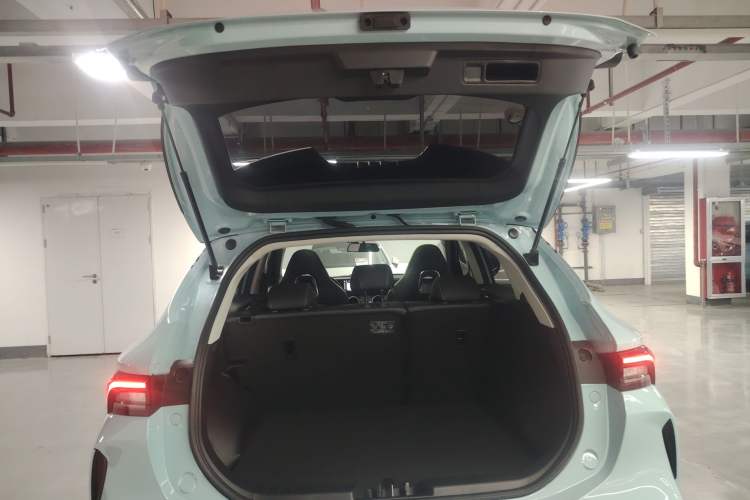 Used FORTHING Friday 2023 430 Pro+ Trunk