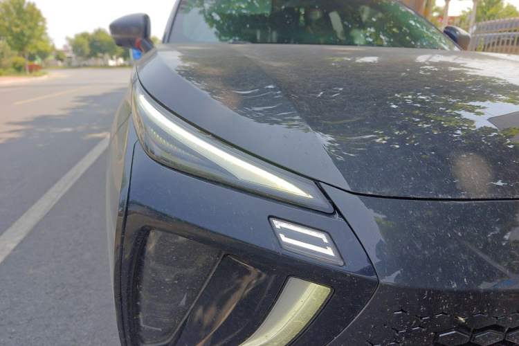 Used FORTHING Friday 2023 430 Elite Right Front Headlight