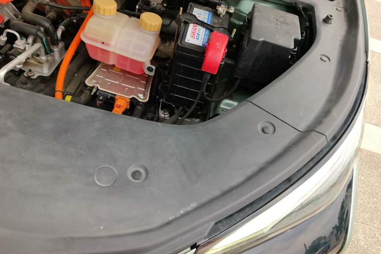 Used FORTHING Friday 2023 630 Pro+ Engine Bay Left