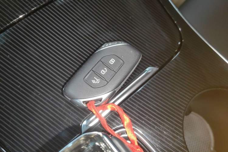 Used FORTHING Friday 2023 630 Ultra Interior 1