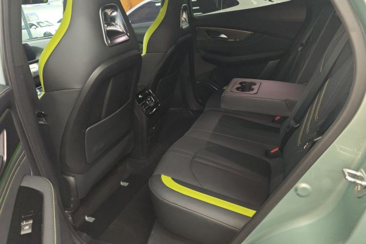 Used FORTHING Friday 2023 630 Ultra Interior 4