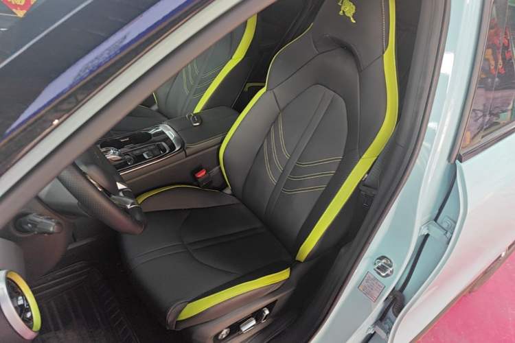 Used FORTHING Friday 2023 630 Ultra Left Front Seat