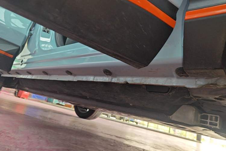 Used FORTHING Friday 2023 630 Ultra Right Side Sill