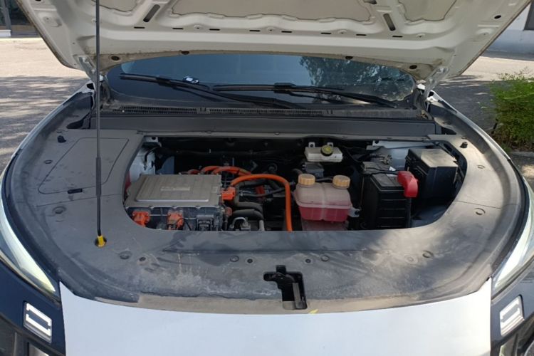 Used FORTHING Friday 2023 430 Elite Engine Bay