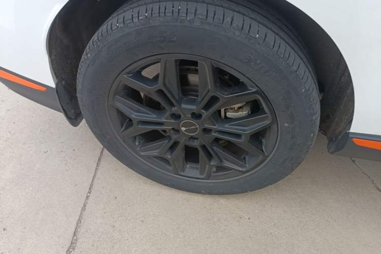 Used FORTHING Friday 2023 430 Elite Exterior 5