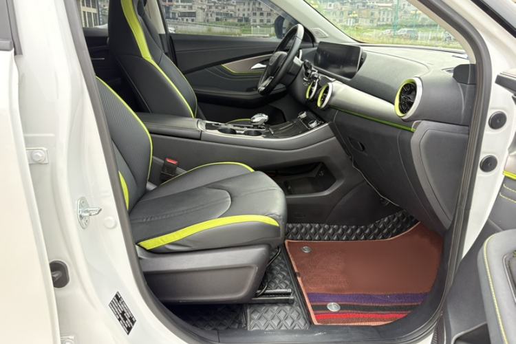 Used FORTHING Friday 2023 430 Elite Interior 11