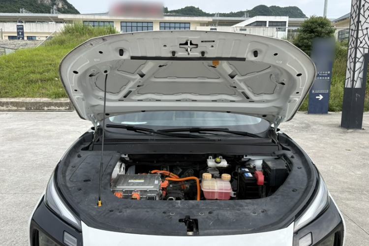 Used FORTHING Friday 2023 430 Elite Interior 12