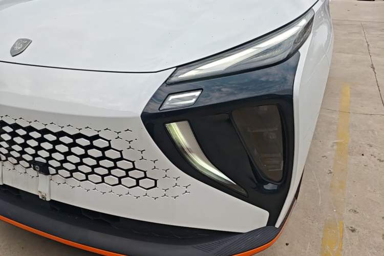 Used FORTHING Friday 2023 430 Elite Left Front Headlight