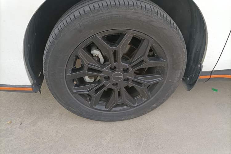 Used FORTHING Friday 2023 430 Lite Left Front Wheel Hub
