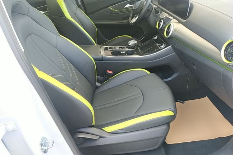 Used FORTHING Friday 2023 430 Elite Right Front Seat