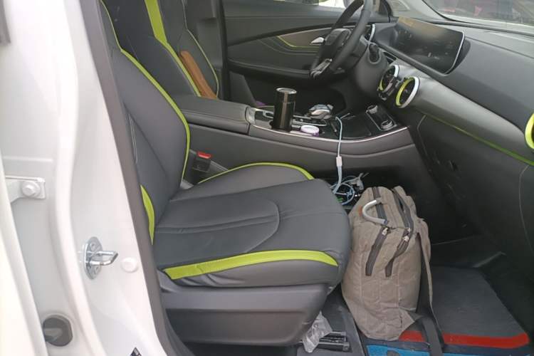 Used FORTHING Friday 2023 430 Lite Right Front Seat