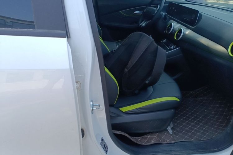 Used FORTHING Friday 2023 430 Elite Right Front Seat