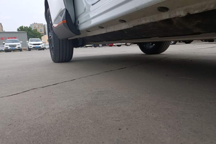 Used FORTHING Friday 2023 430 Elite Right Side Sill