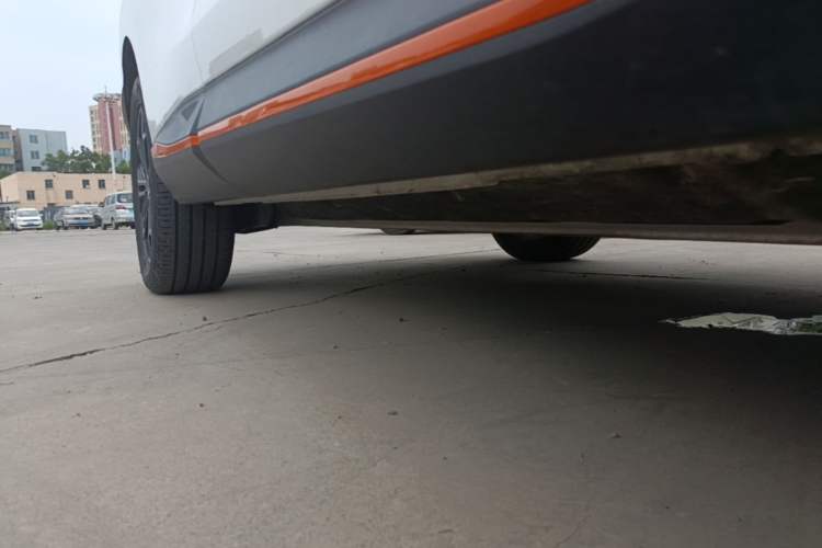 Used FORTHING Friday 2023 430 Elite Right Side Sill