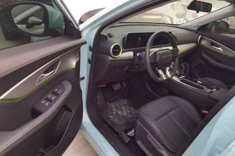 Used FORTHING Friday 2024 410+ Driver Seat