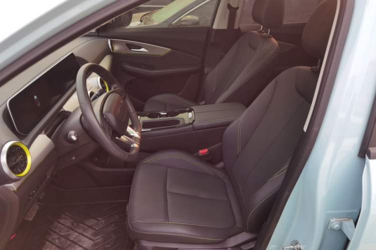 Used FORTHING Friday 2024 410+ Left Front Seat