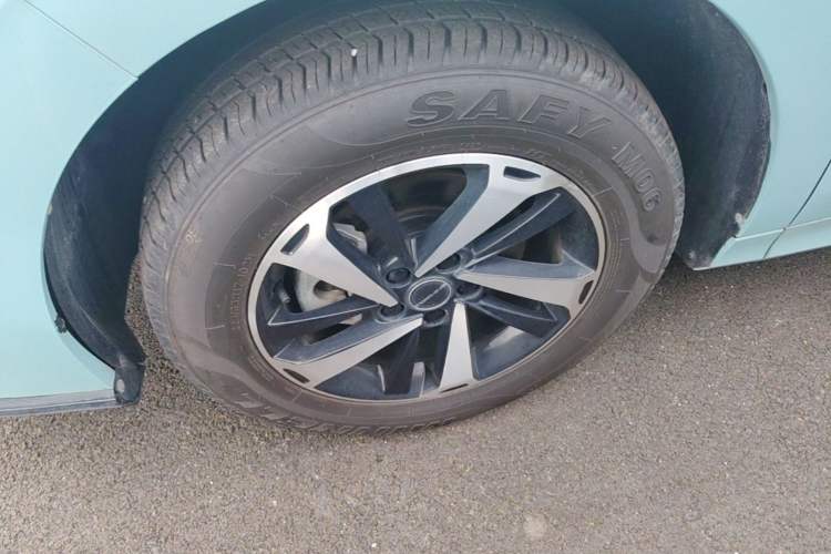 Used FORTHING Friday 2024 410+ Left Front Wheel Hub