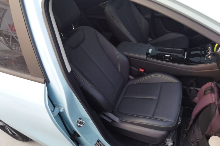 Used FORTHING Friday 2024 410+ Right Front Seat
