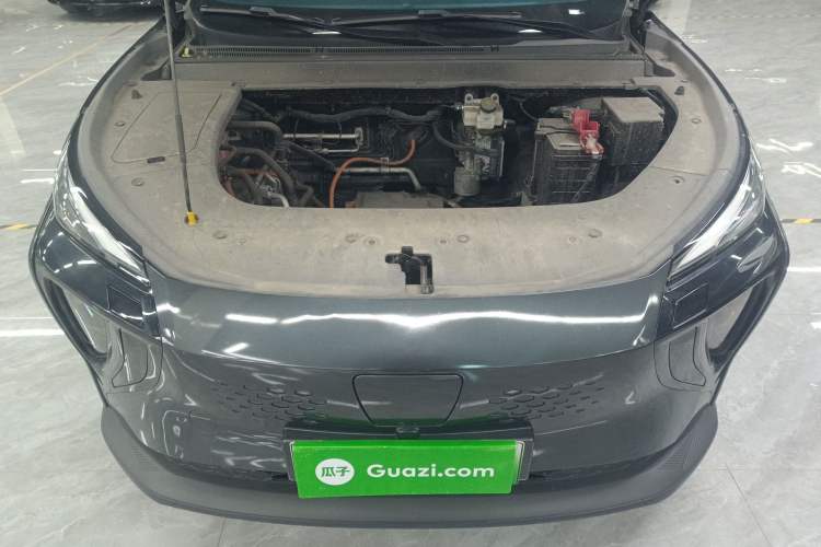 Used FORTHING Friday 2024 410 Performance Edition Engine Bay