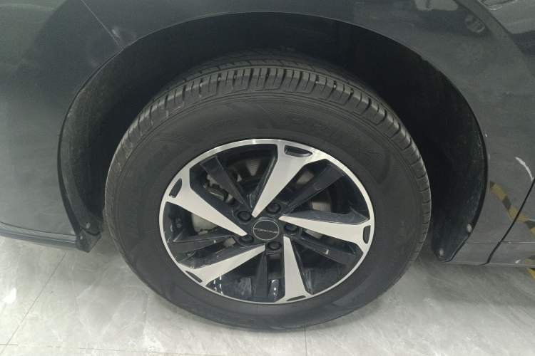 Used FORTHING Friday 2024 410 Performance Edition Exterior 7