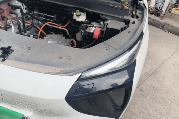 Used FORTHING Friday 2024 410 Performance Edition Engine Bay Left