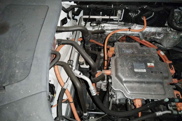 Used FORTHING Friday 2024 410 Performance Version Plus Engine Bay Right