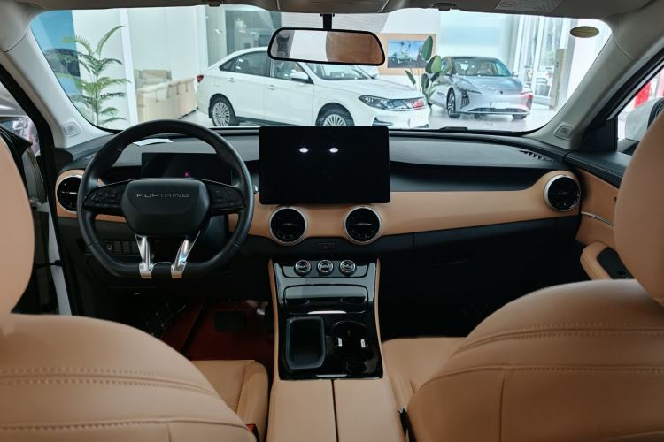 Used FORTHING Friday 2024 410 Performance Edition Interior 1