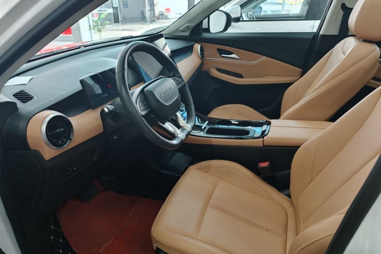 Used FORTHING Friday 2024 410 Performance Edition Interior 2