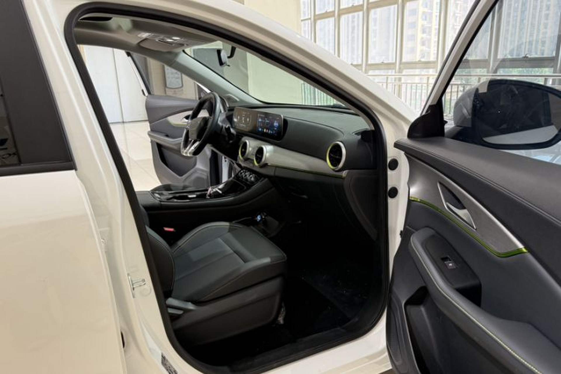 Used FORTHING Friday 2024 410 Performance Version Plus Interior 2
