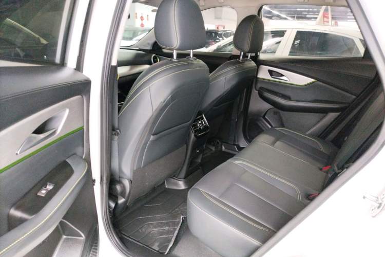 Used FORTHING Friday 2024 410+ Interior 3